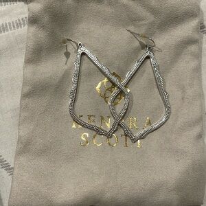 Kendra Scott Sophee Drop Earrings